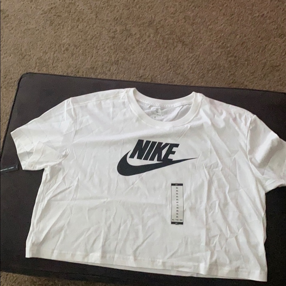Nike Crop Top